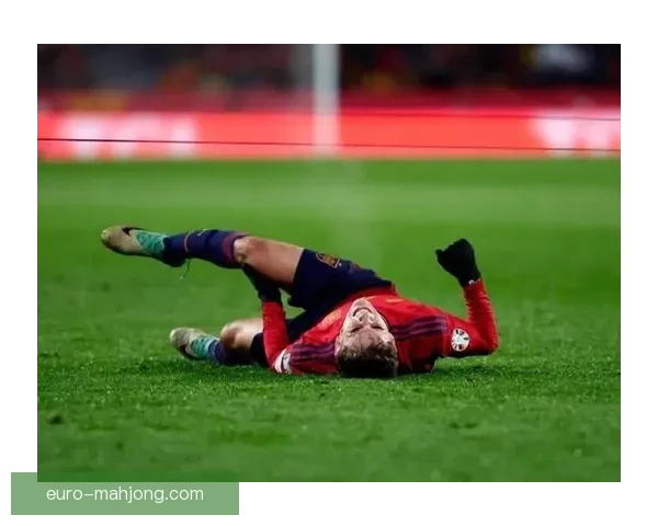 世界杯资格赛伤停最新动态 球迷关注焦点集中三大关键环节变化走势